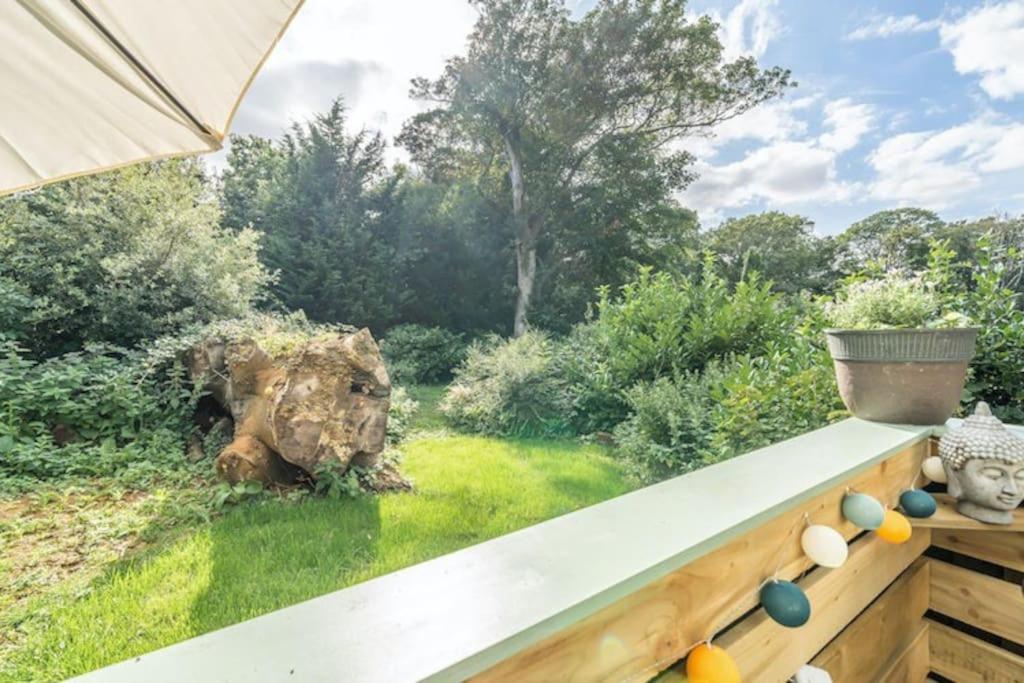 Spinney Retreats - 2 X Unique Shepherds Huts Dog Friendly Northampton Exterior foto